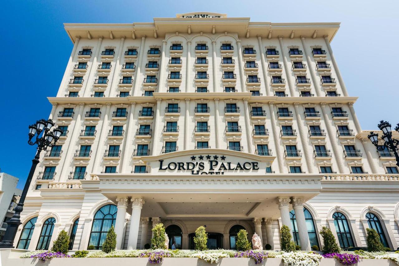 Lords Palace Hotel Spa Casino Кирения Екстериор снимка